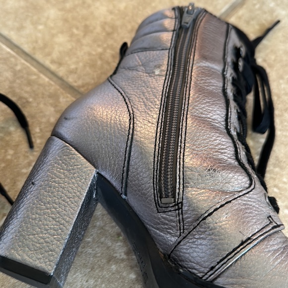 🌟Host Pick✨Naturalizer- Callie 2 Pewter EUC - Picture 9 of 11